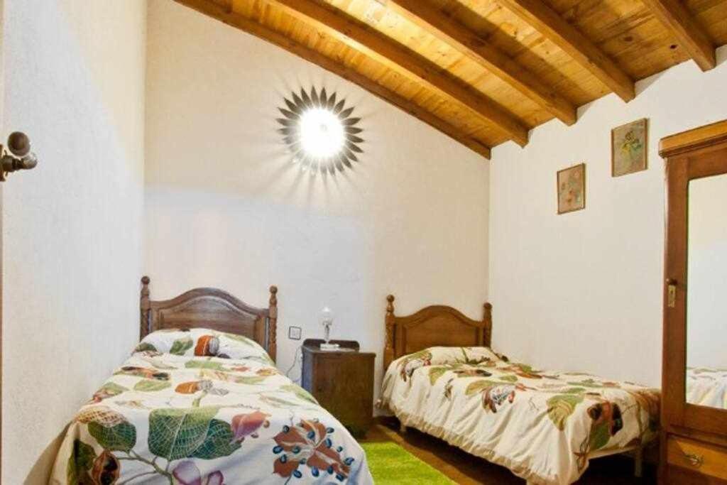 Casa Rural Lucia Es Una Casa Rural Amplia Con Pat Cabezas Bajas Exteriör bild