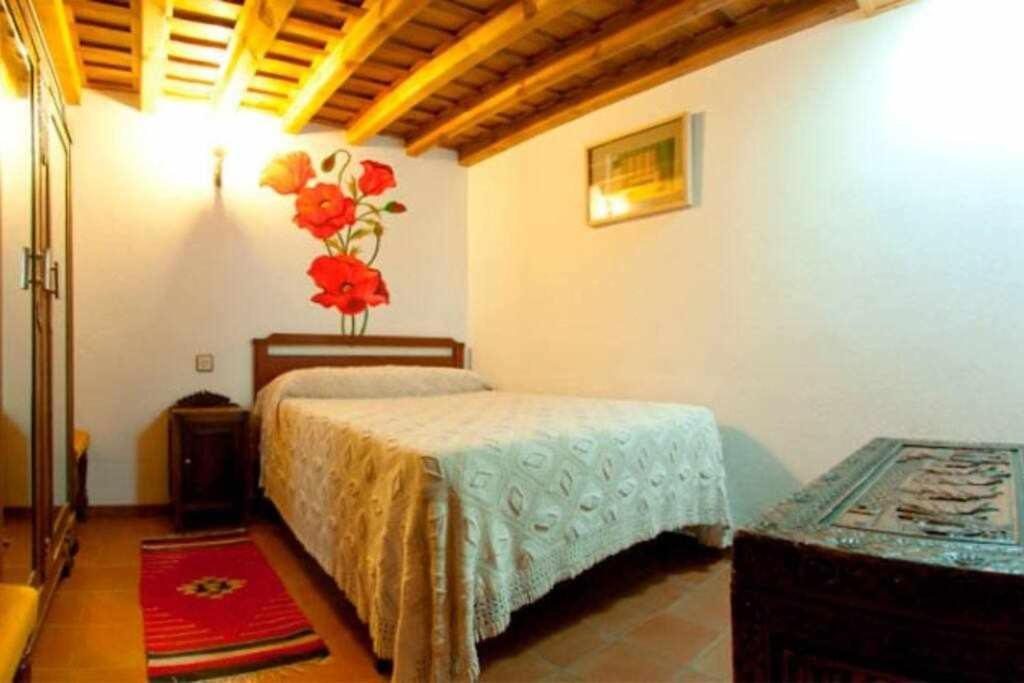 Casa Rural Lucia Es Una Casa Rural Amplia Con Pat Cabezas Bajas Exteriör bild
